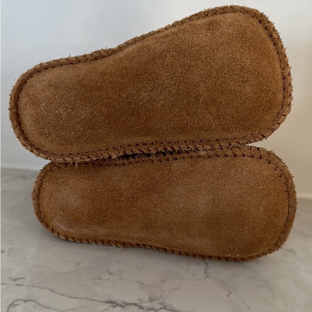 Infant Ugg Booties - Picture 3 of 3